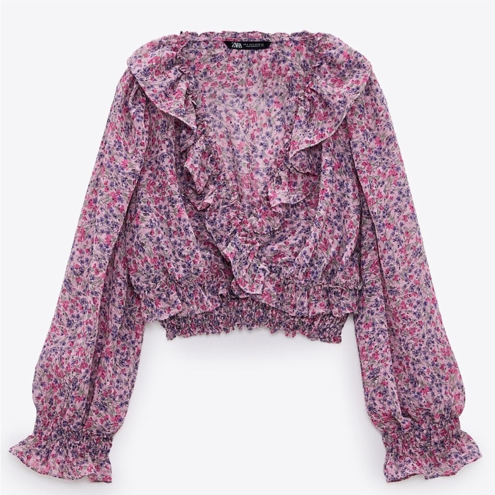 Stunning cropped floral blouse